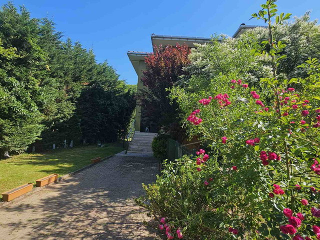 ŞİLE SATMAZLI' DA SATILIK HAVUZLU VİLLA 1988 M2 BAHÇE 450 M2 4+1