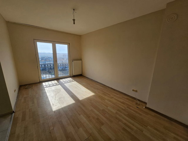 KIPTAŞ-1 TADILATI YENI ÖNÜ AÇIK AVANTAJLI SATILIK 2+1 DAIRE