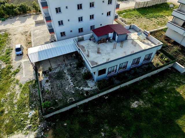 MERKEZI KONUMDA LÜKS BAHÇELI AVANTAJLI SATILIK 4+1 MÜSTAKIL EV