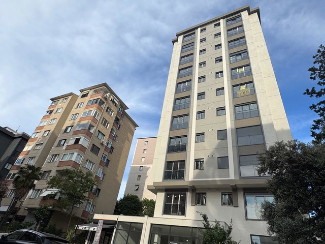 KOZZY AVM'YE YÜRÜME MESAFEDE ÖNÜ AÇIK 65 NET 2+1 SIFIR SATILIK