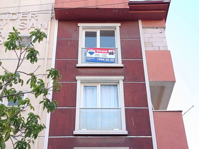 KÖŞKLÜ ÇEŞME MAHALLESI ORHANGAZI ORTAOKULU YANI KIRALIK 2+1 DUBLEX DAIRE