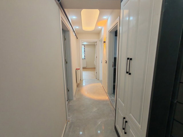 MURADİYE MERKEZDE SIFIR BİNADA 2+1 SATILIK DAİRE