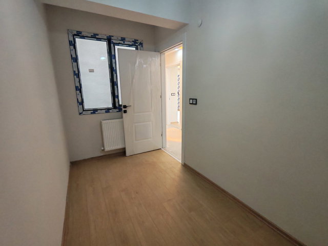 MURADİYE MERKEZDE SIFIR BİNADA 2+1 SATILIK DAİRE
