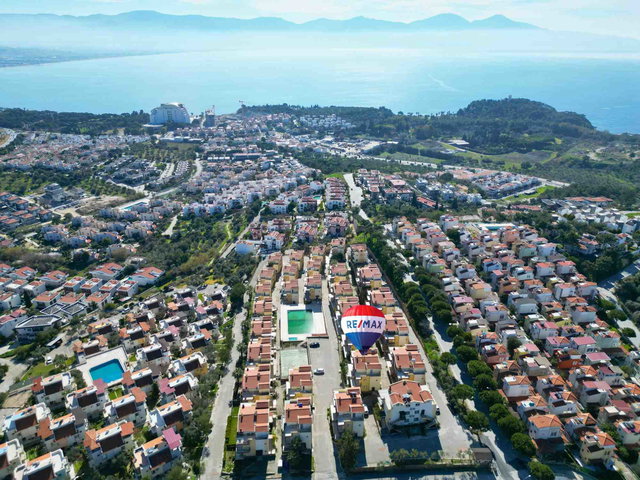 KADINLAR DENİZİNDE FULL DENİZ MANZARALI TRİPLEX VİLLA