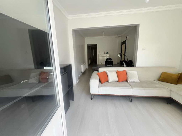 ORTAKÖY DEREBOYU CADDESİ ÜZERİNDE EŞYALI 2+1 KİRALIK DAİRE