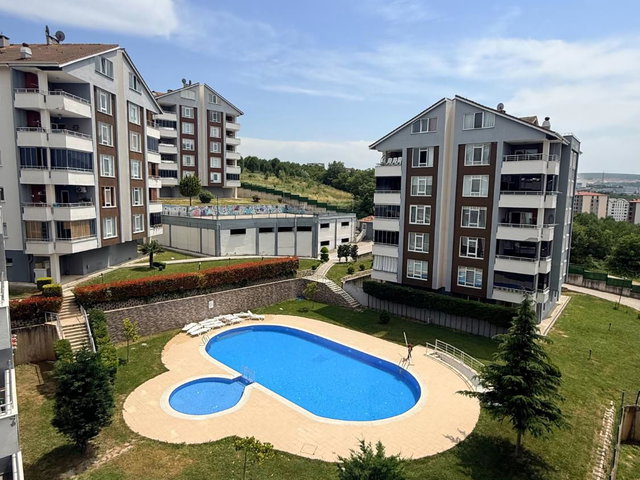 REMAX BEYAZ'DAN KAYAPA'DA 5+1 ORMAN DİBİNDE FERAH YAŞAM 290M2 BRÜT