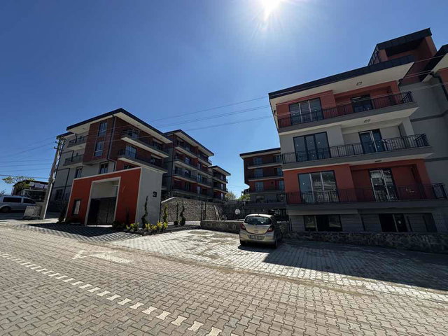 YUVACIK LOCA TORUNOĞLU SITESI 4+1 BAHÇE DUBLEKS KIRALIK DAIRE