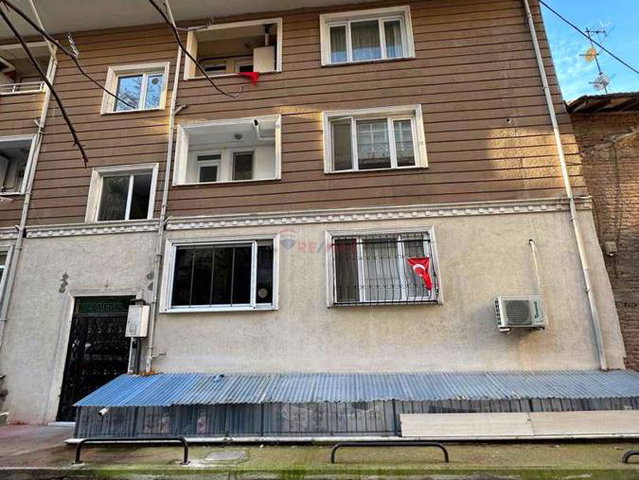 İZMIT MERKEZ 2+1 SATILIK DAIRE