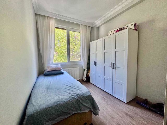 ERENKÖY MARMARAY'A YAKIN BALKONLU 60M2 NET 2+1 SATILIK DAİRE