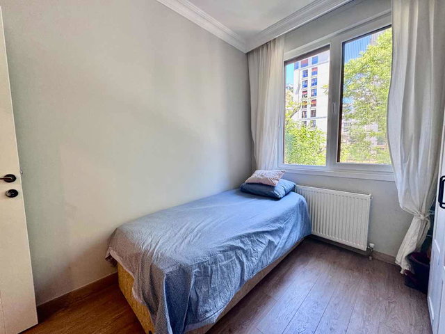 ERENKÖY MARMARAY'A YAKIN BALKONLU 60M2 NET 2+1 SATILIK DAİRE