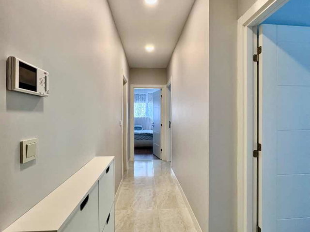 ERENKÖY MARMARAY'A YAKIN BALKONLU 60M2 NET 2+1 SATILIK DAİRE