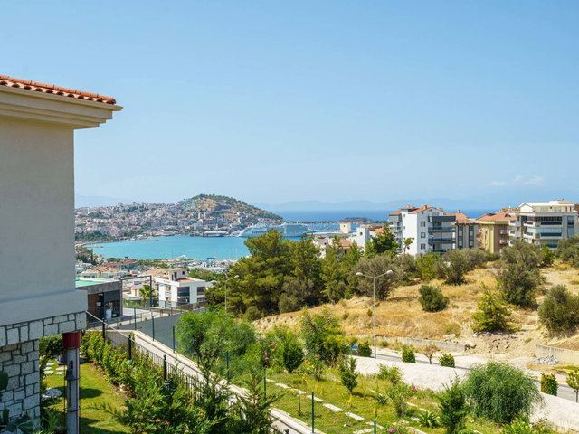 MARİNA MEVKİİ DENİZ MANZARALI MÜSTAKİL 4+1 ŞAHANE VİLLA