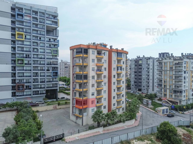 REMAX AVLU'DAN ÇİFTLİKKÖY BALLIOĞLU APT.'DA SATILIK 1+1 DAİRE