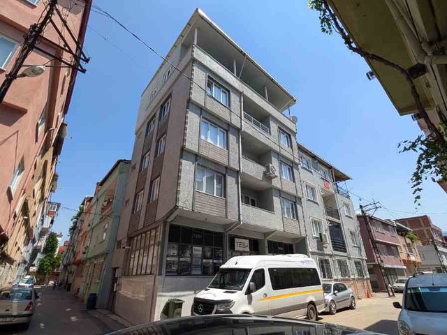 REMAX BEYAZ ÇİFTEHAVUZLAR EŞYALI 1+0 STÜDYO DAİRE