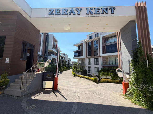 BAŞİSKELE ZERAY KENT SİTESİNDE SATILIK 2+1 DUBLEX DAİRE