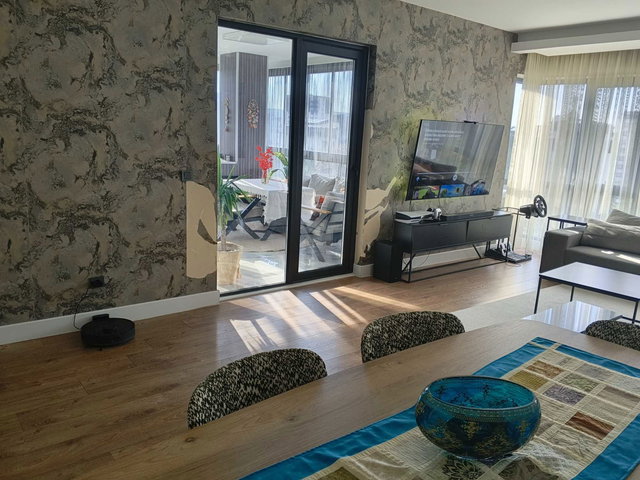 REMAX NEPTÜN'DEN BAĞLICA DA 4+1 KATTA BAHÇELİ LÜKS KIRALIK DAİRE