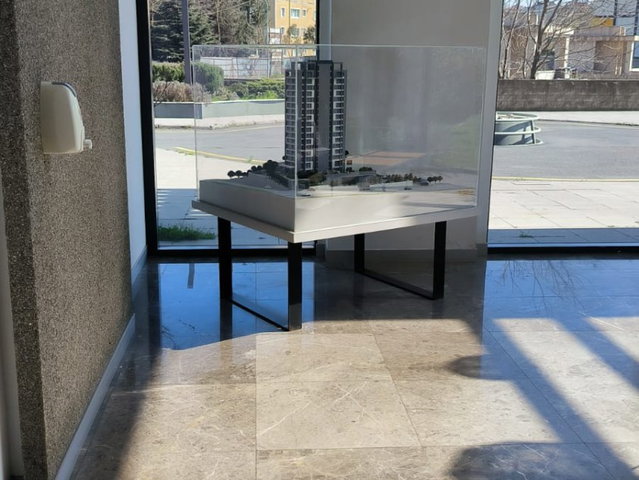 UĞUR MUMCU MAHALLESİ ASLI BAHÇE SİTESİNDE SATILIK 4+1 DAİRE