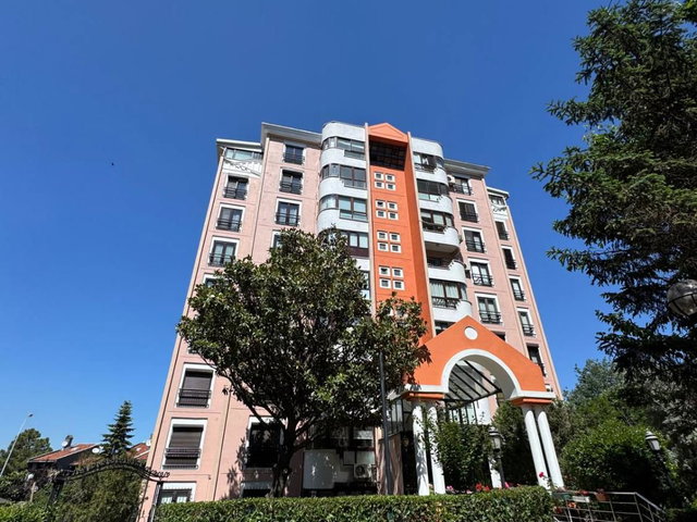 BOŞ BAHÇEŞEHİR GÜL EVLERİ A TİPİ KISA KATLI BAKIMLI 4+1
