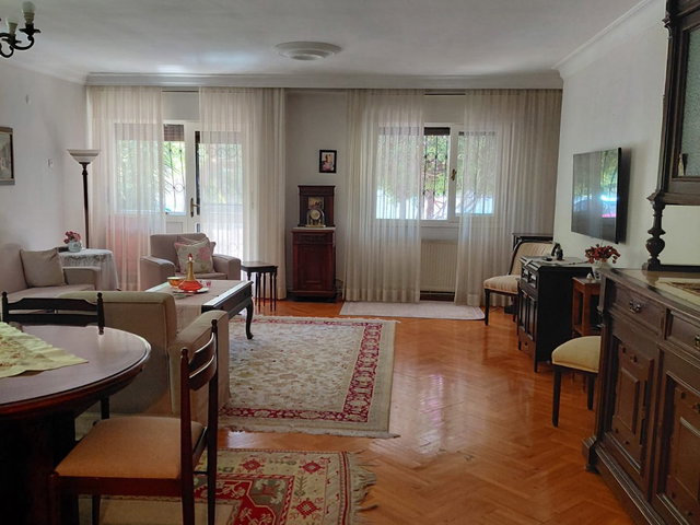 BOSTANLI'NIN KALBİNDE QUZU NUN SOKAĞINDA SATILIK YÜKSEK GİRİŞ 3+1 DAİRE