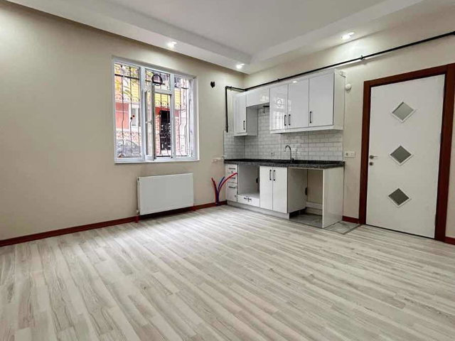 ESENYURT İNCİRTEPE'DE YENİ BİNA 1+1 DAİRE