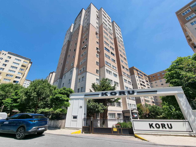 BEYLİKDÜZÜ ADNAN KAHVECİ KORU APT. SATILIK 170M² GENIŞ 3+1