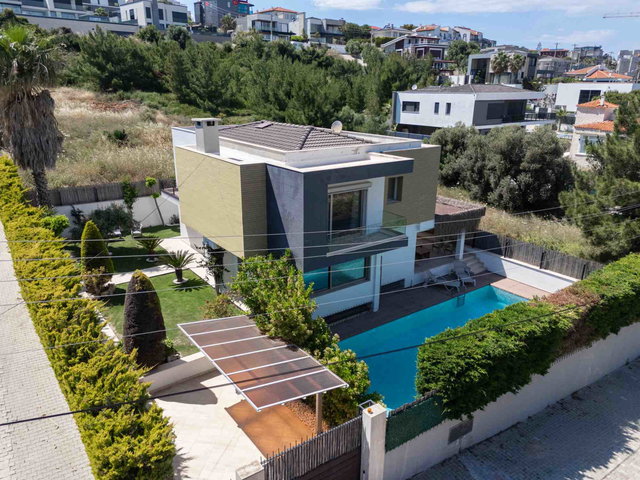 FENERBURNUNDA AIRBNB RUHSATLI LÜKS MALİKANE: HEM YAŞA,HEM KAZAN