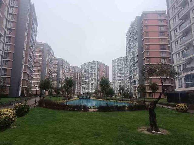 REMAX HEDEF GÖKHAN ASLANTAŞ'TAN ADNAN KAHVECİ MAH. 11 MAHALLE SİTESİNDE 3+1 SATILIK DAİRE
