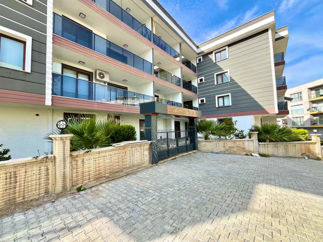 DAVUTLAR MERKEZDE 2+1 KAPALI OTOPARKLI YENİ DAİRE