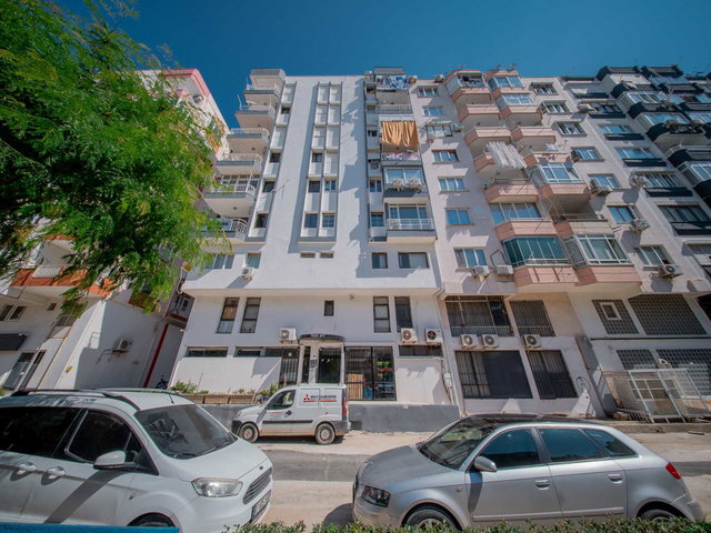 100. YIL BULVARININ ÜZERİNDE– ALTINDAĞ'DA GENİŞ 3+1 ASANSÖRLÜ DAİRE!