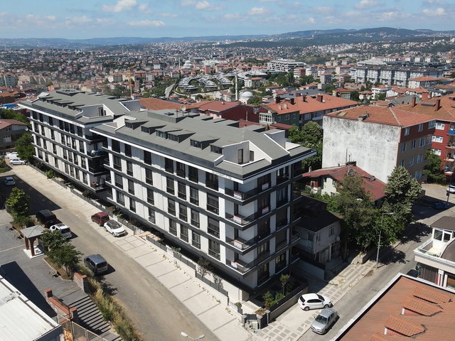 ÇAMLICA SIFIR EBEVEYN BANYOLU KAPALI OTOPARKLI 3 + 1