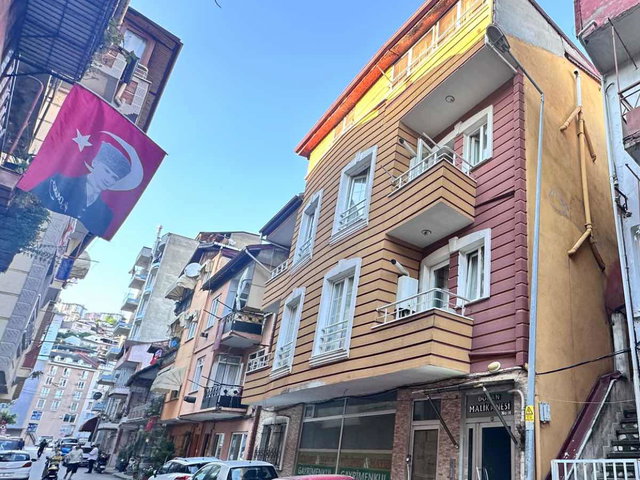 İZMİT KADIKÖY MAH. KİRALIK FULL EŞYALI 1+1 ARAKAT DAİRE