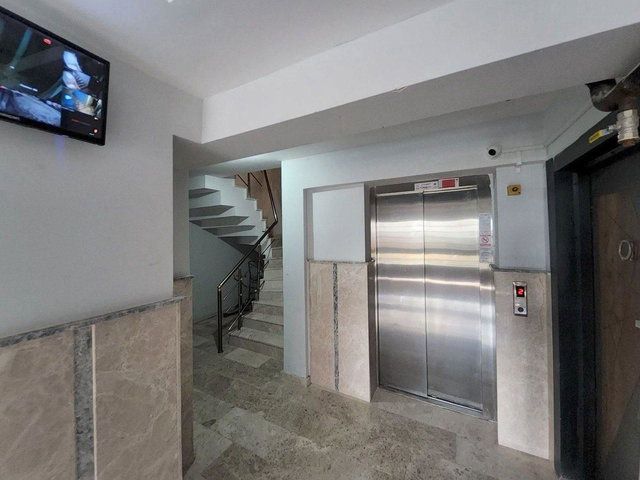 ULUKENT İZBAN YAKINI ARA KAT 2+1 KİRALIK DAİRE