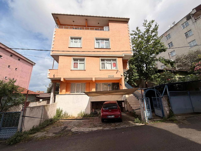 PENDİK ORTA MAH. EBEVEYN BANYOLU KİRALIK 3+1 DAİRE