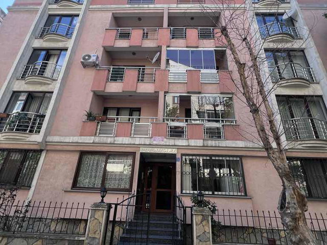 BAHÇELİEVLER 5 + 1 KİRALIK DAİRE