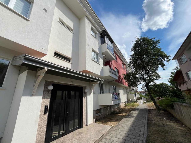 ÇARŞI MERKEZE YÜRÜME MESAFESINDE 3+1 , 120 M² SATILIK DAIRE