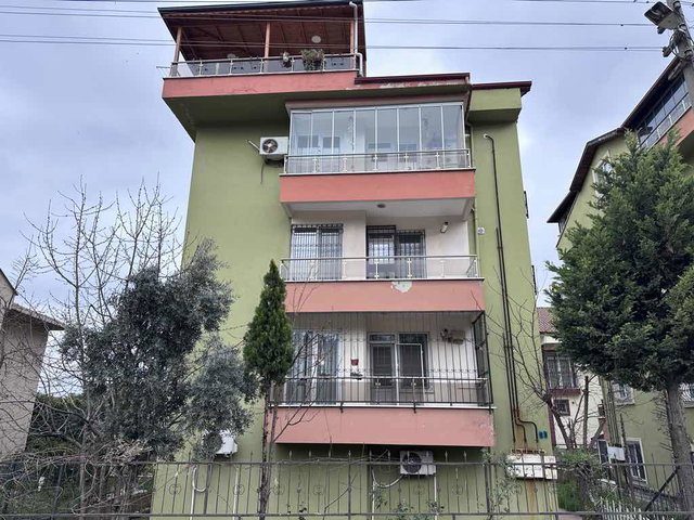 İZMİT PLAJYOLU 2+1 GENİŞ KULLANIŞLI MASRAFSIZ DAİRE