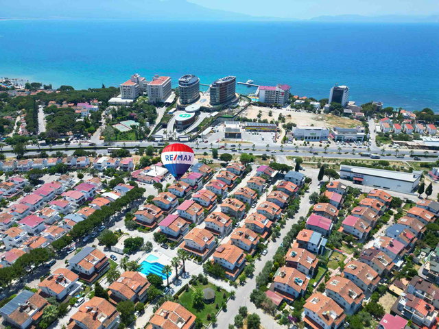 KUŞADASI DENIZE YÜRÜME MESAFESI SATILIK YAZLIK
