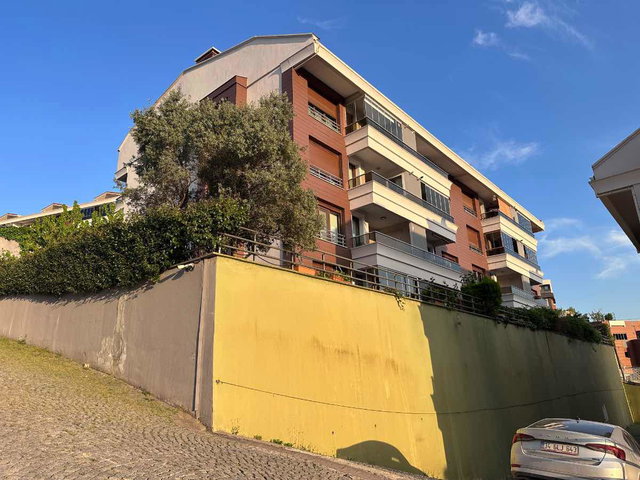 BAŞİSKELE YUVACIK PANORAMA 2 SİTESİNDE BAHÇE DUBLEKS
