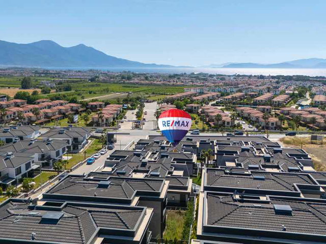 KUŞADASI SOĞUCAK
SİRİUS SİTESİNDE HAVUZLU VILLA