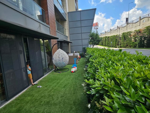 REMAX PRO HARUN AYSAL 5. LEVENT TORUNLARDA ŞEREFİYELİ BAHÇE KATI