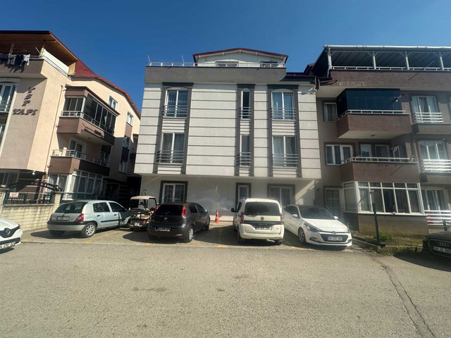 ATAEVLER MAH 180 M2 SATILIK 4+1 ÇATI DUBLEKS DAİRE