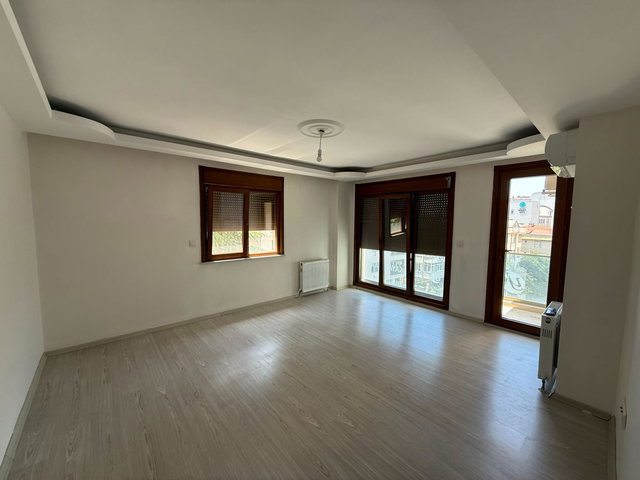 PENDIK DOĞU MAH'DE METRO YAKININDA KIRALIK 2+1 DAIRE