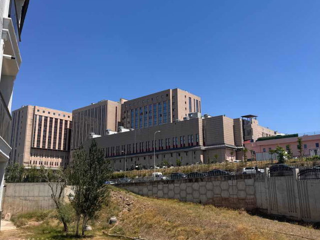 KÜÇÜKYALI AYDINEVLERDE MARMARA ÜNİVERSİTESİNE KOMŞU 2+1 SATILIK