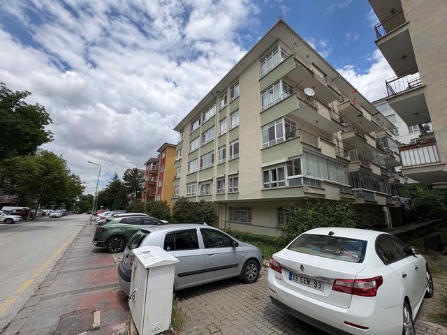 AYRANCI TİREBOLU ARAKAT SATILIK 3+1 BALKONLU BOŞ DAIRE