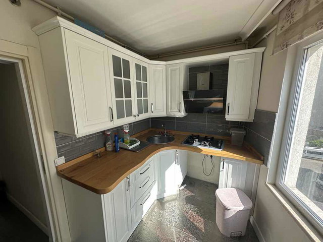 ESENYURT METROBÜSE YÜRÜME MESAFESİ SİTE İÇİNDE 3+1
