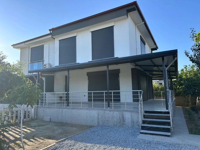 KUŞADASI DAVUTLARDA VILLA