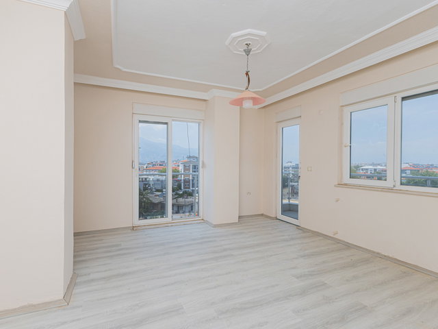 ŞEHİT MUSTAFA GÜRCAN CADDESİ ÜZERİNDE SATILIK DUBLEKS DAİRE