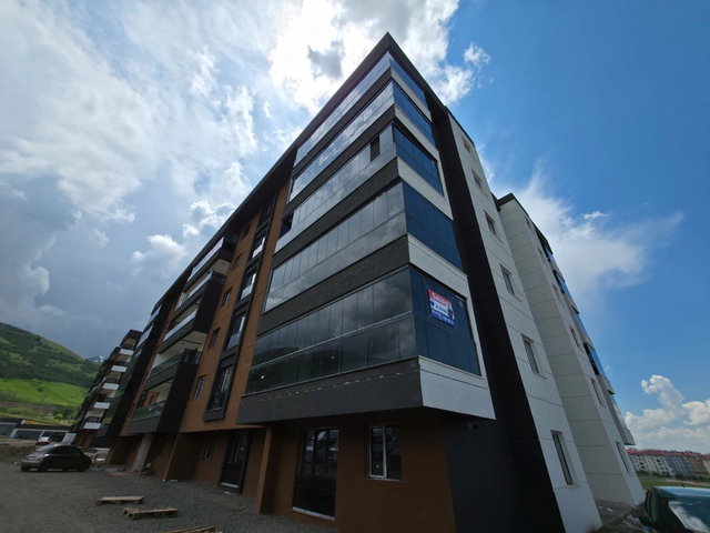 REMAX İLKE'DEN YILDIZKENT'TE 4+0 SATILIK DAİRE