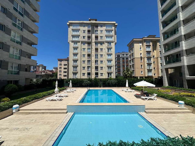 HAVUZLU SİTE İÇİNDE, YÜKSEK KAT, GÜNEY CEPHE, FERAH VE MASRAFSIZ DAİRE