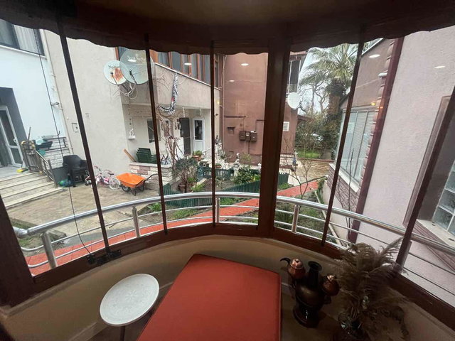 REMAX KANYON ALTINOVA KAYTAZDERE SATILIK HAVUZLU VİLLA